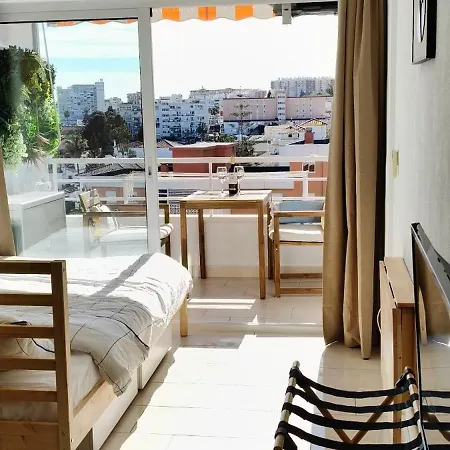 Sunrise & Sunset Panoramic Views Apartament *